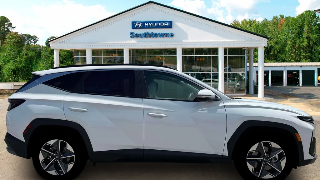 2026 Hyundai TUCSON SEL Premium