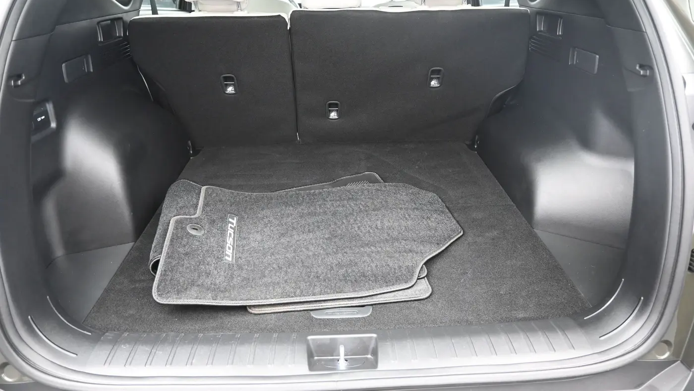 2026 Hyundai TUCSON SEL Premium