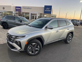 2026 Hyundai TUCSON with Shimmering Silver Exterior