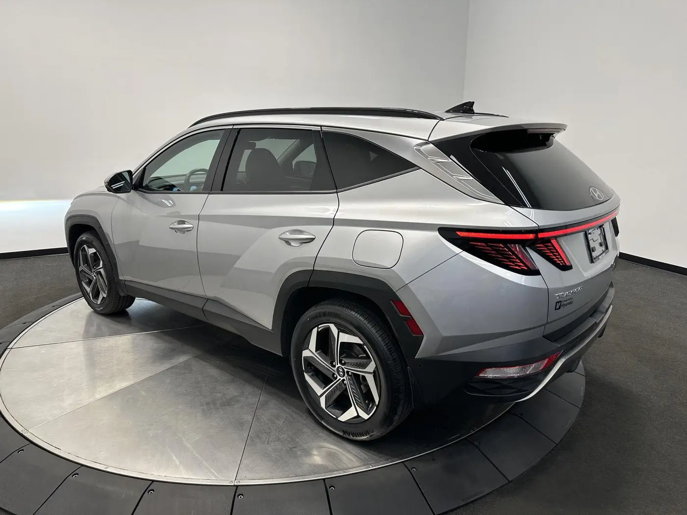 2023 Hyundai Tucson - $27,499