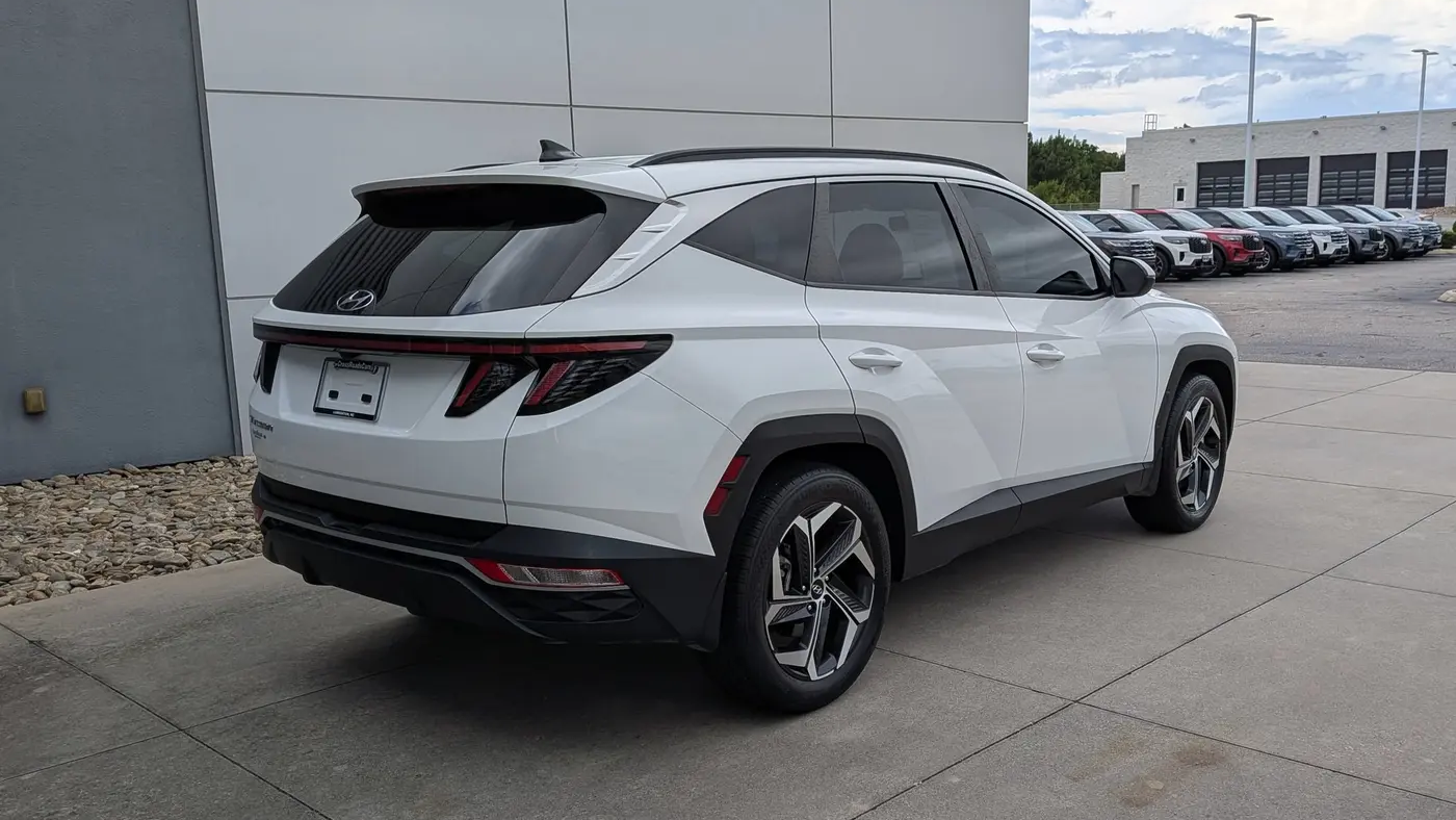 2023 Hyundai TUCSON SEL