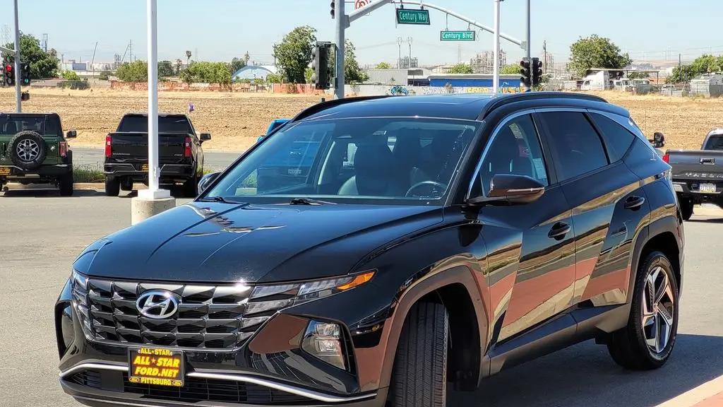 2023 Hyundai TUCSON SEL