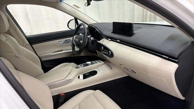 2024 Genesis GV70 2.5T Standard