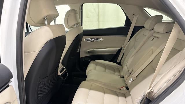 2024 Genesis GV70 2.5T Standard