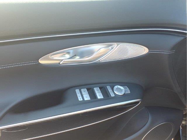 2025 Genesis Gv70 - $30,826
