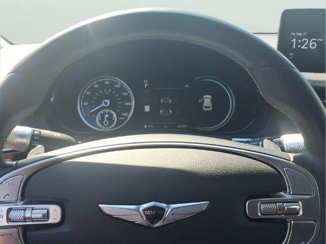 2025 Genesis Gv70 - $30,826