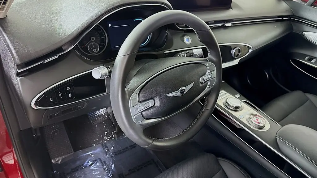 2025 Genesis GV70 2.5T Standard