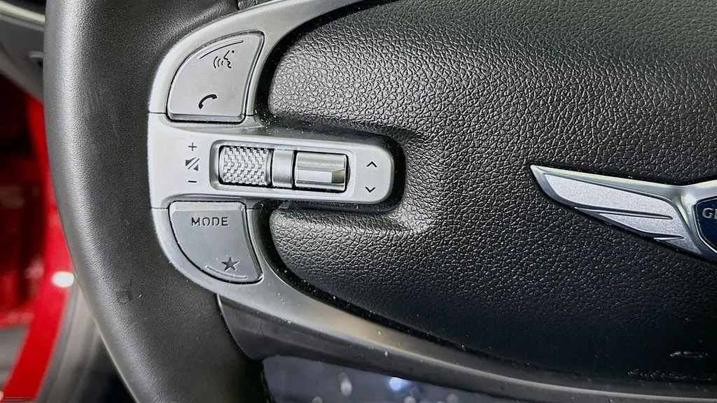 2025 Genesis GV70 2.5T Standard
