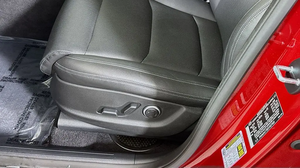 2025 Genesis GV70 2.5T Standard