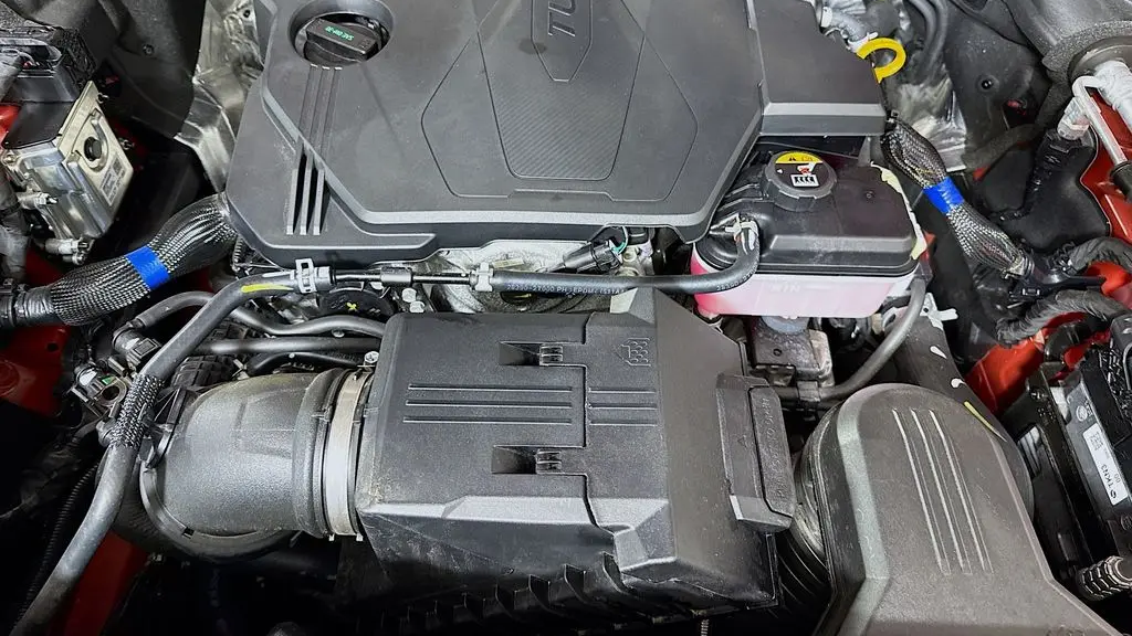 2025 Genesis GV70 2.5T Standard
