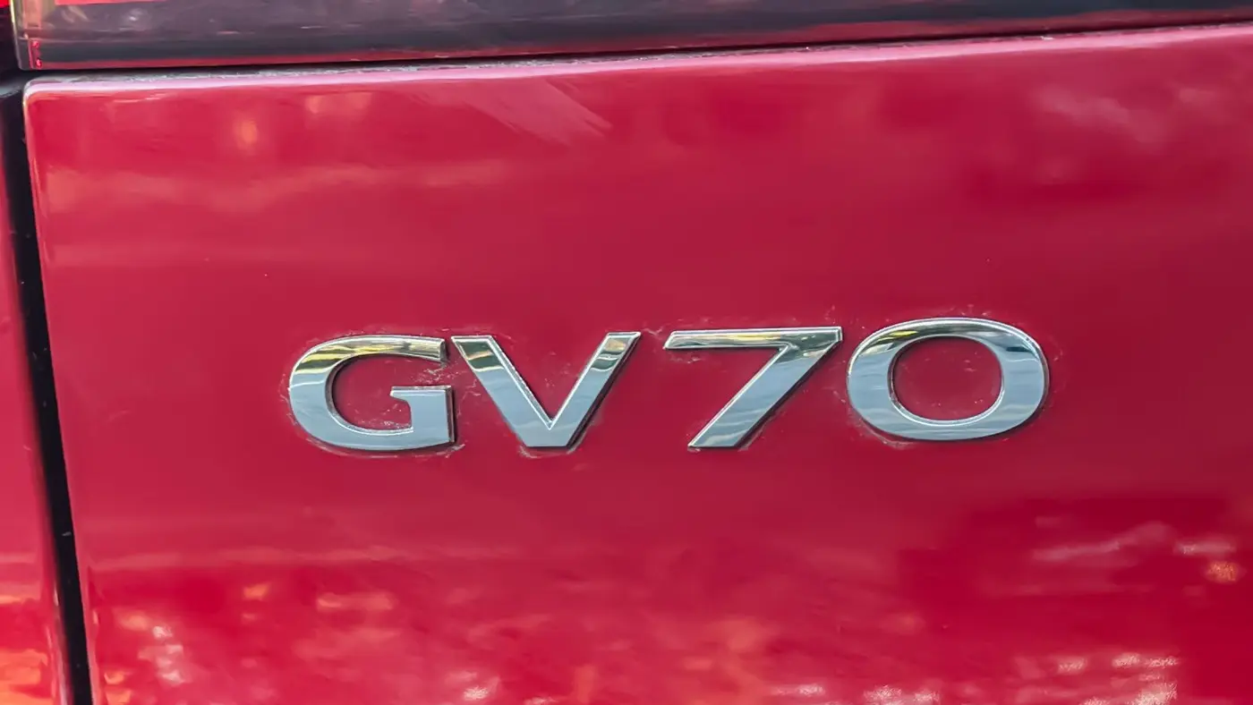 2025 Genesis GV70 2.5T Standard