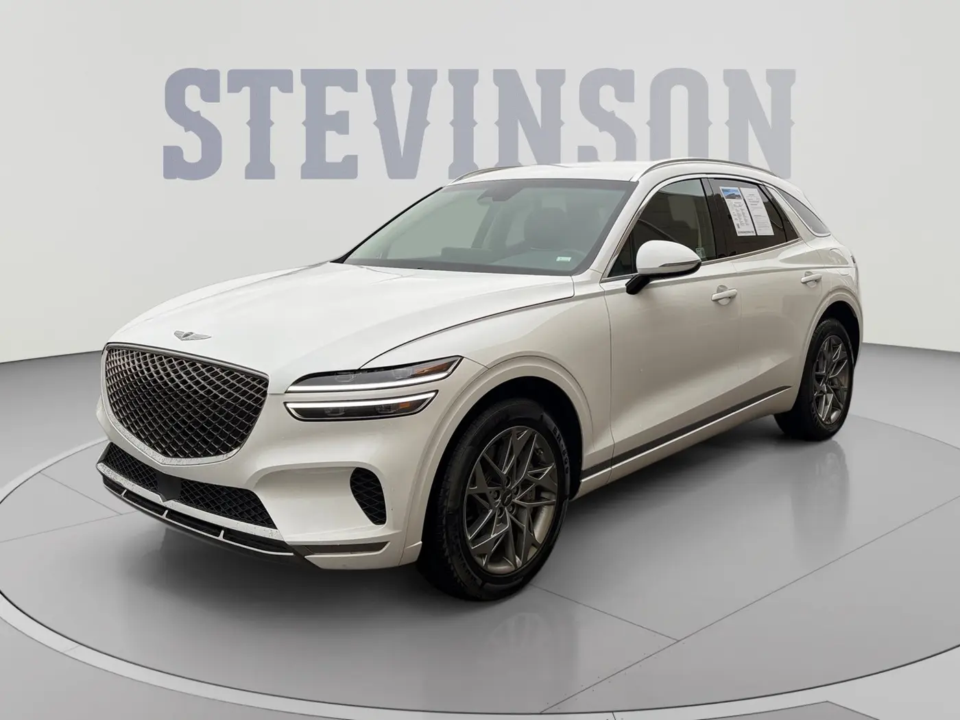 2025 Genesis Gv70 - $28,500