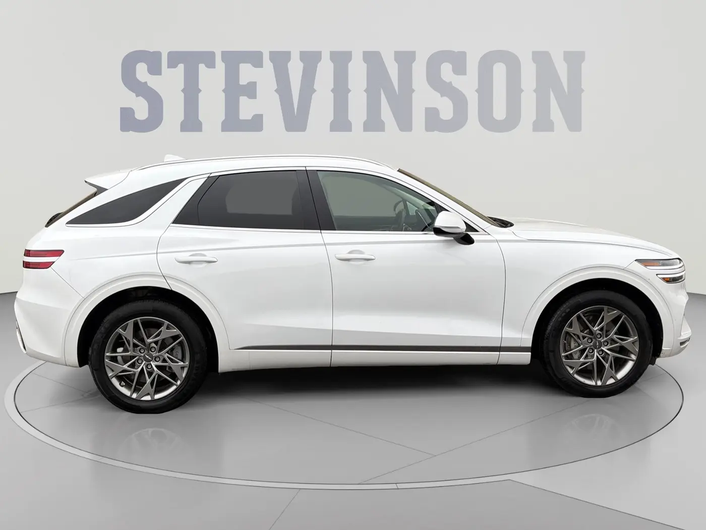 2025 Genesis Gv70 - $28,500
