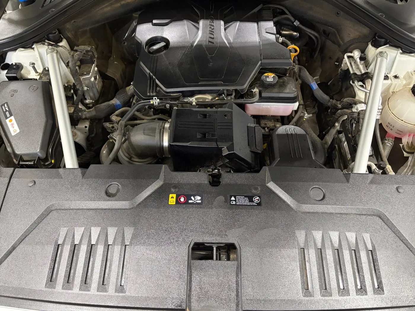 2025 Genesis Gv70 - $28,500