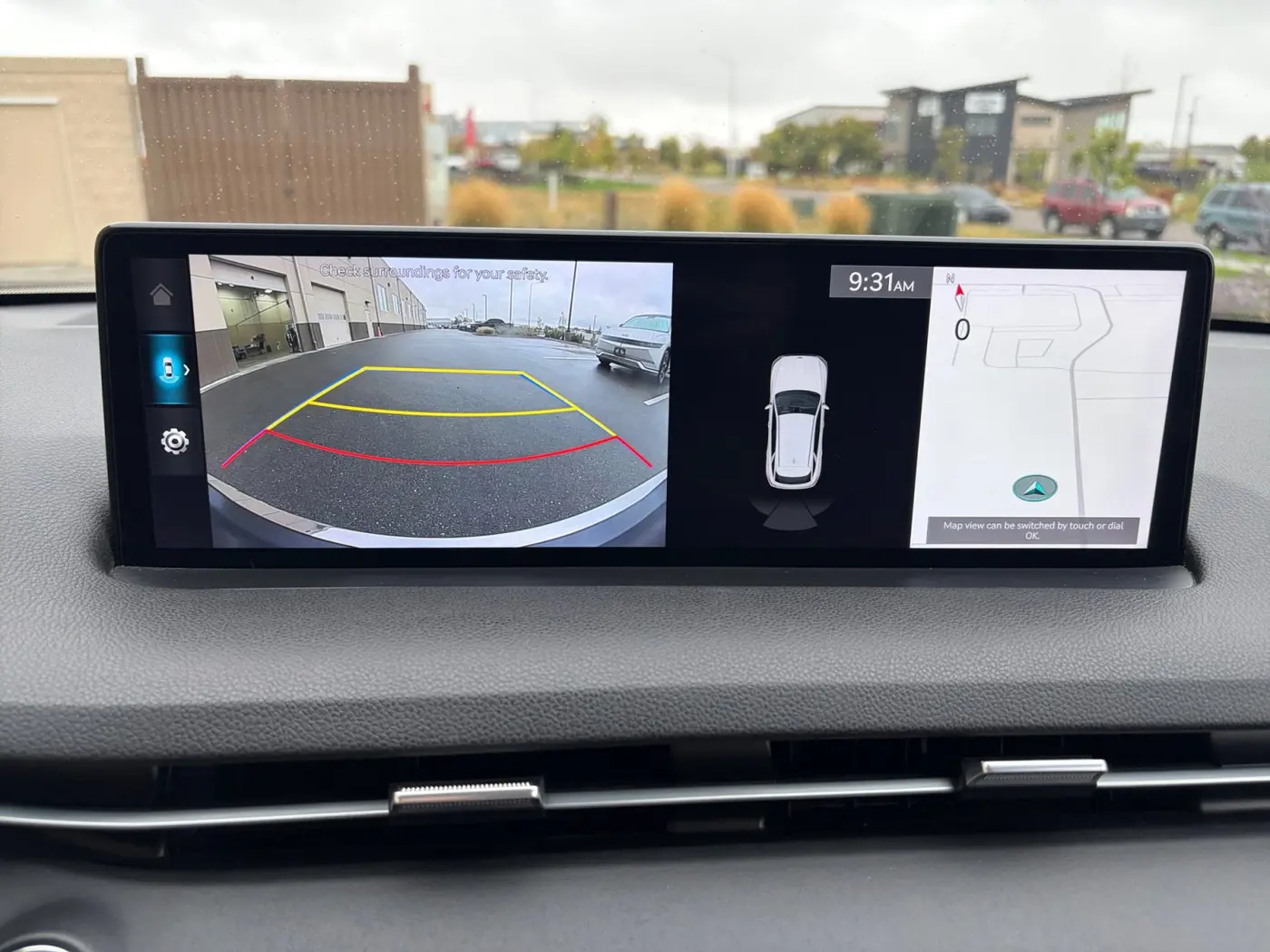 2025 Genesis Gv70 - $28,500