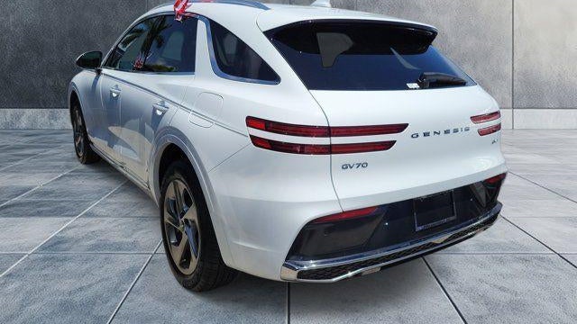 2026 Genesis GV70 2.5T Standard