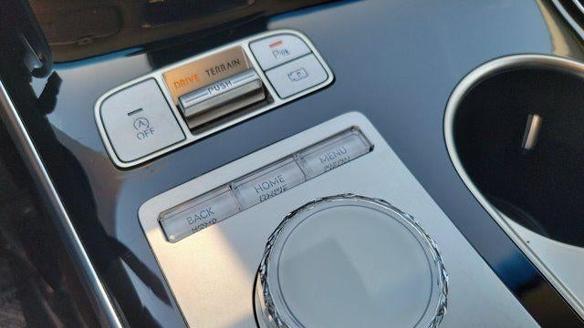 2026 Genesis GV70 2.5T Standard