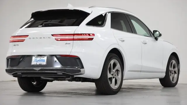 2026 Genesis GV70 2.5T Select