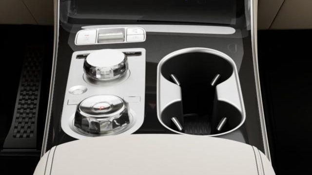 2026 Genesis GV70 2.5T Standard