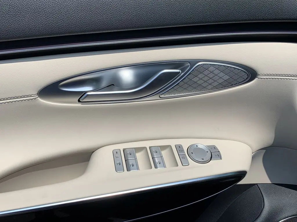2026 Genesis Gv70 - $47,800