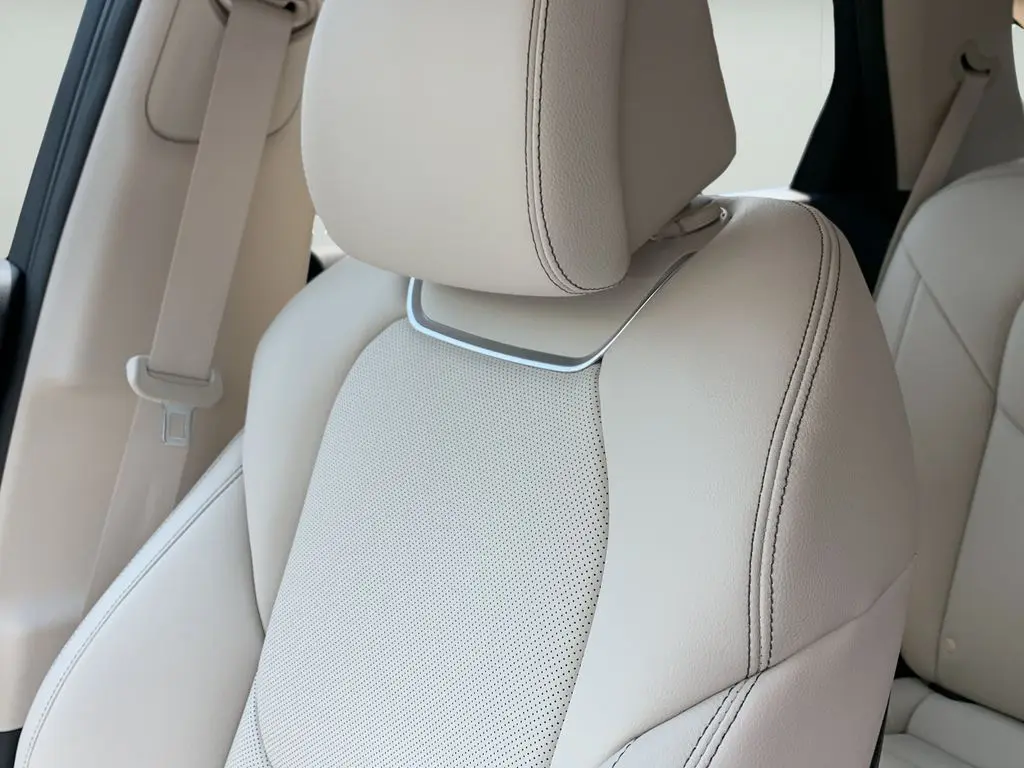 2026 Genesis Gv70 - $47,800