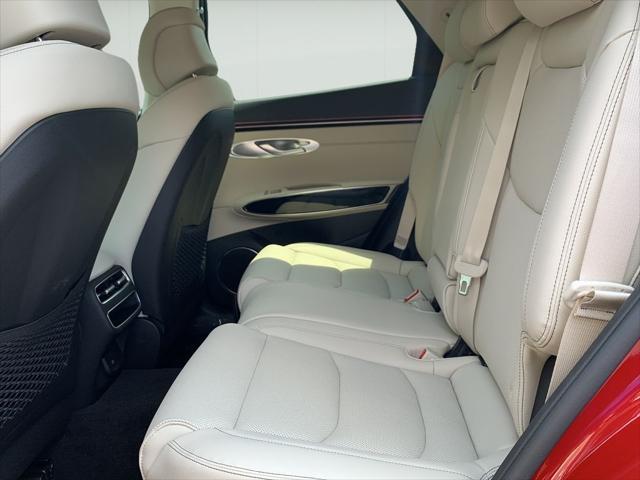 2026 Genesis Gv70 - $46,888