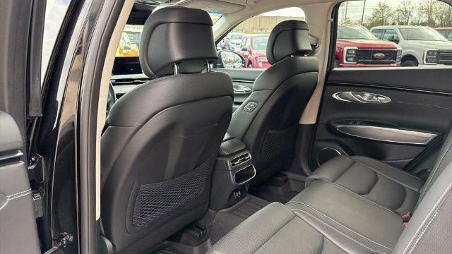 2024 Genesis GV70 2.5T Standard