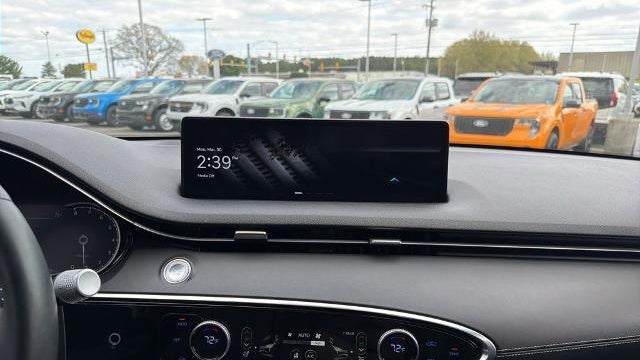 2024 Genesis GV70 2.5T Standard
