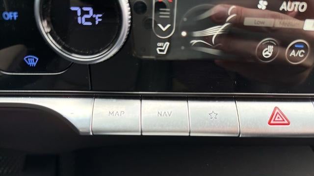 2024 Genesis GV70 2.5T Standard