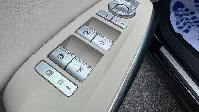 2024 Genesis GV70 2.5T Standard