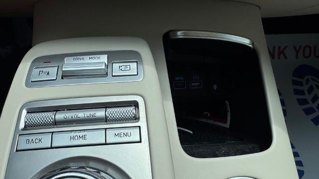 2024 Genesis GV70 2.5T Standard