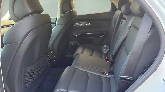 2025 Genesis GV70 2.5T Standard