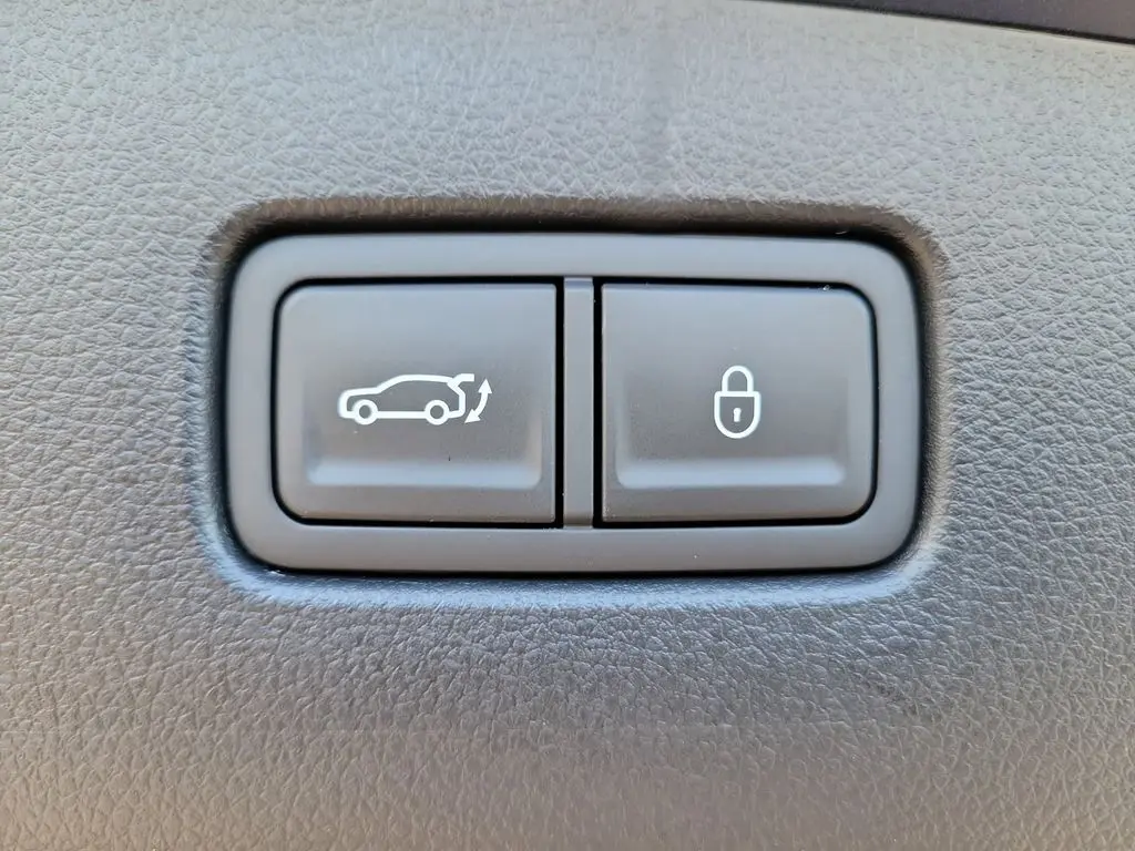 2026 Genesis Gv70 - $46,499