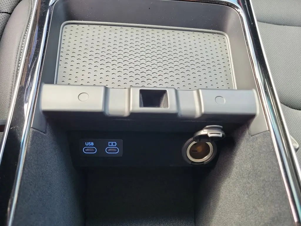 2026 Genesis Gv70 - $46,499