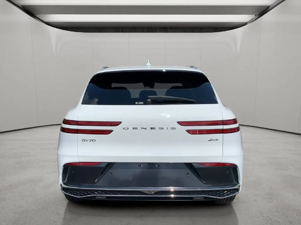 2026 Genesis Gv70 - $43,654