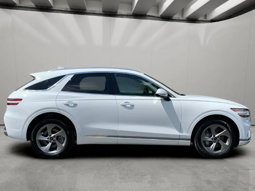 2026 Genesis Gv70 - $43,654