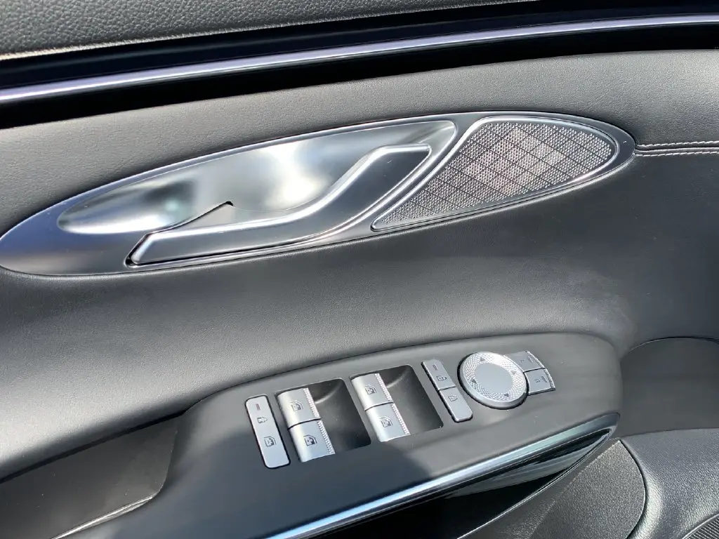 2026 Genesis Gv70 - $43,654