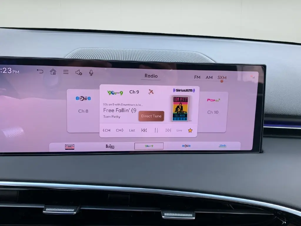 2026 Genesis Gv70 - $43,654