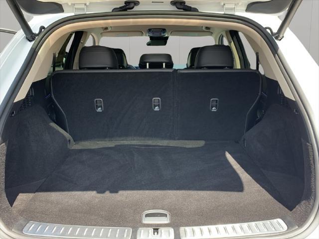 2026 Genesis Gv70 - $43,950
