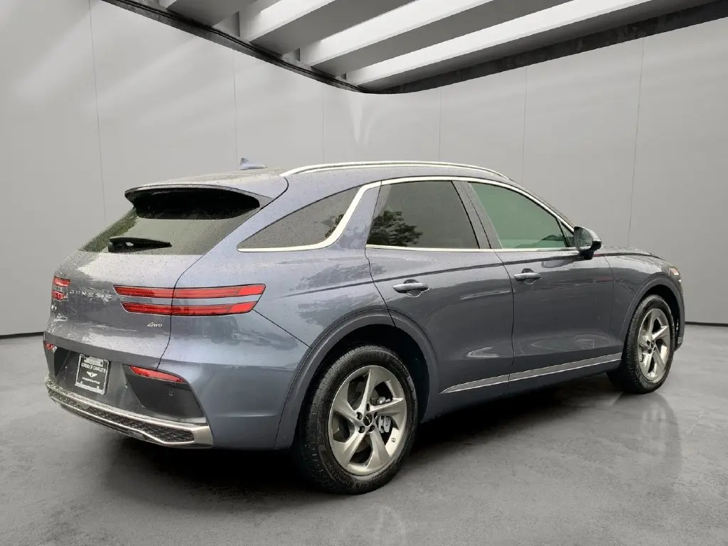 2026 Genesis Gv70 - $43,808