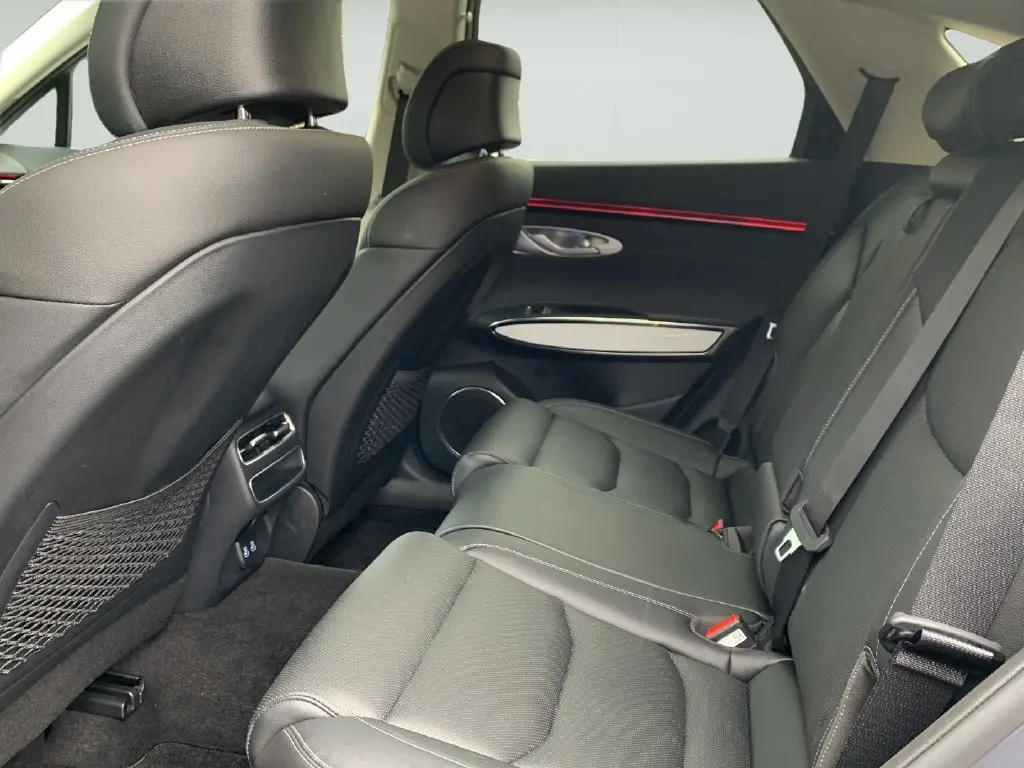 2026 Genesis Gv70 - $43,808