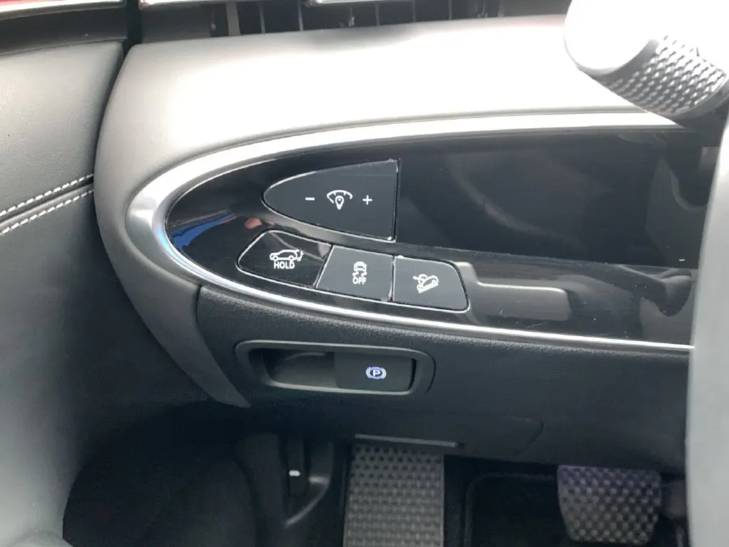 2026 Genesis Gv70 - $43,808