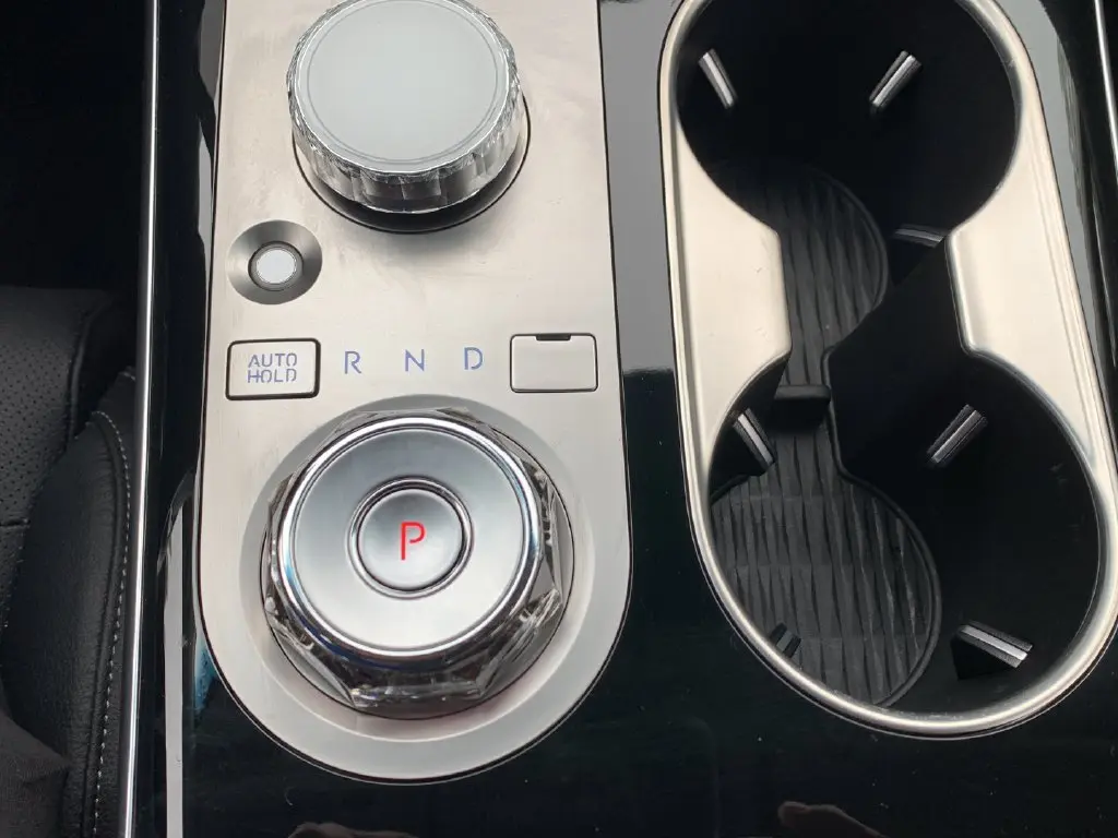 2026 Genesis Gv70 - $43,808