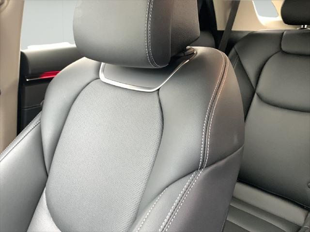 2026 Genesis Gv70 - $43,900