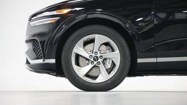 2026 Genesis GV70 2.5T Standard