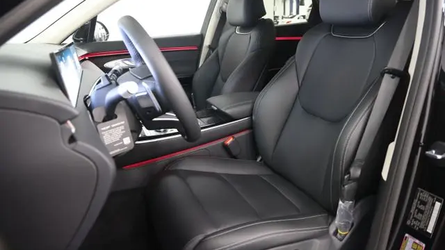 2026 Genesis GV70 2.5T Standard