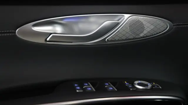 2026 Genesis GV70 2.5T Standard