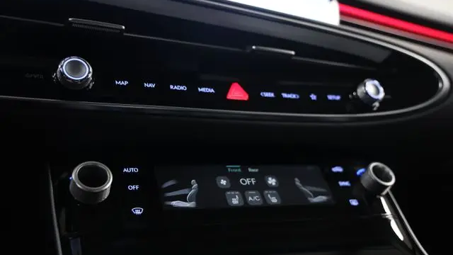 2026 Genesis GV70 2.5T Standard