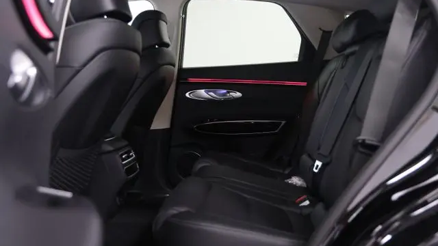 2026 Genesis GV70 2.5T Standard