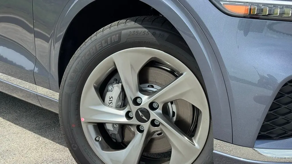 2026 Genesis GV70 2.5T Select
